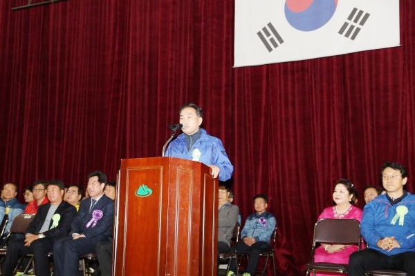 축사하는 이백균 강북구의회 의장, 사진 강북구 의희