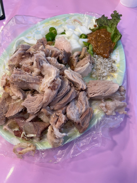 수원에서 열린 화성축제에서 주문한 4만 원짜리 돼지바비큐 사진 / 출처=정직한 청년 블로그