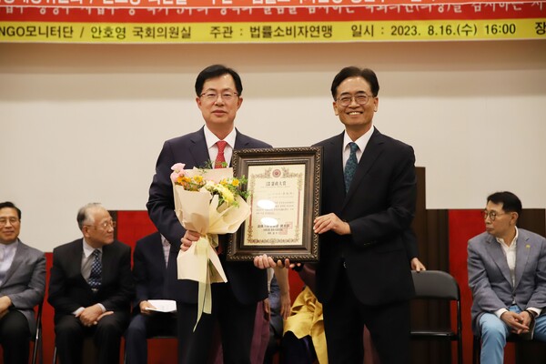 사진제공 = 이만희 의원실 / ‘2023 대한민국 헌정대상’ 종합평가 1위를 기록하며 6년 연속 선정의 영예