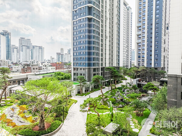 인공지반녹화대상에서 협회장상을 차지한 롯데캐슬 리버파크 시그니처 / 사진제공=롯데건설