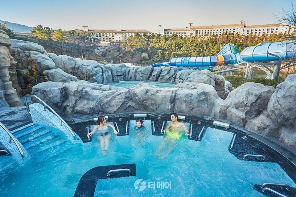 한화리조트 설악 워터피아 스파밸리 블루라군 / 사진제공=한화리조트