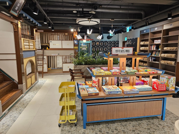 만화카페창업 프랜차이즈 벌툰, 방이점 신규 오픈/ 사진제공=벌툰