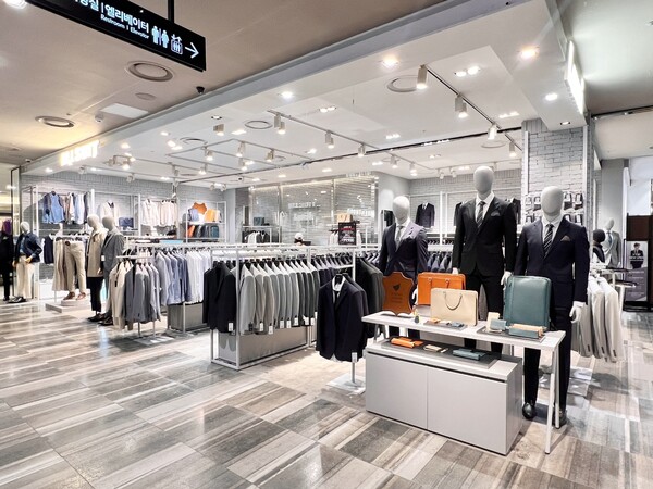 사진제공=이랜드글로벌 / NC 수원터미널점 매장 모습