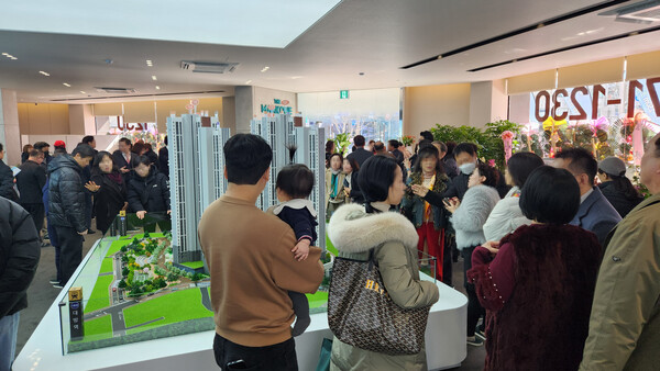 ‘여의대방 더 마크원’이 지난 3월 1일 홍보관을 오픈 했다. 