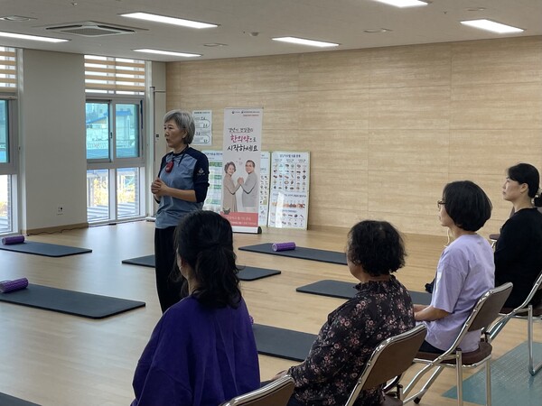 사진제공=충주시 / 2023 한의약 갱년기 건강교실 현장 사진