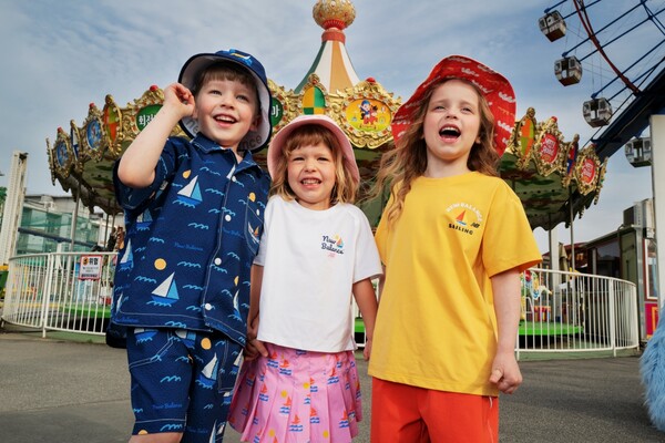 사진제공=이랜드 뉴발란스 / 비치라운지 컬렉션 화보