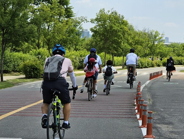 서울시 한강공원 자전거 사업. 사진=서울시 제공 