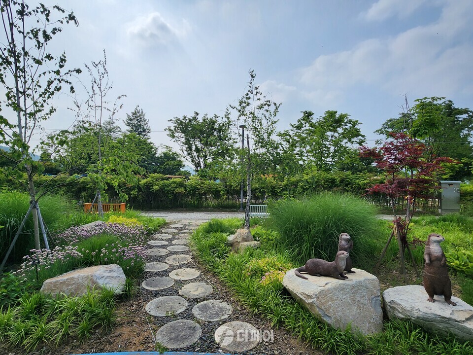 충주를 푸르게 충주시, 정원도시 조성 순항 탄금호조정경기장 정원 / 사진제공=충주시