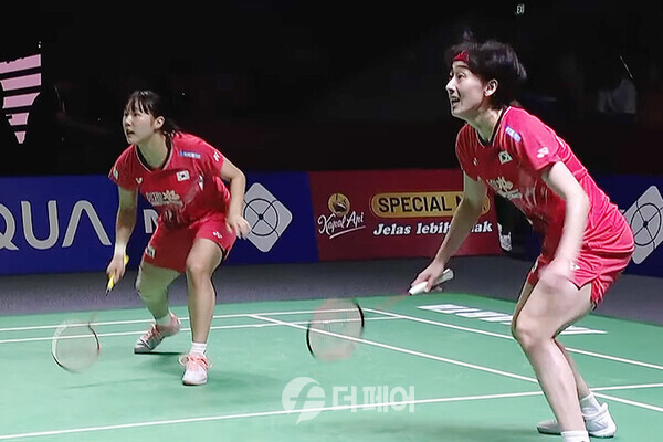 사진 2024 인도네시아오픈배드민턴선수권대회 여자복식 결승에 진출한 백하나-이소희