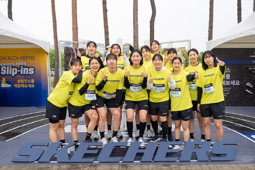 우리WON 농구 단체 사진(사진 제공: 스케쳐스코리아)