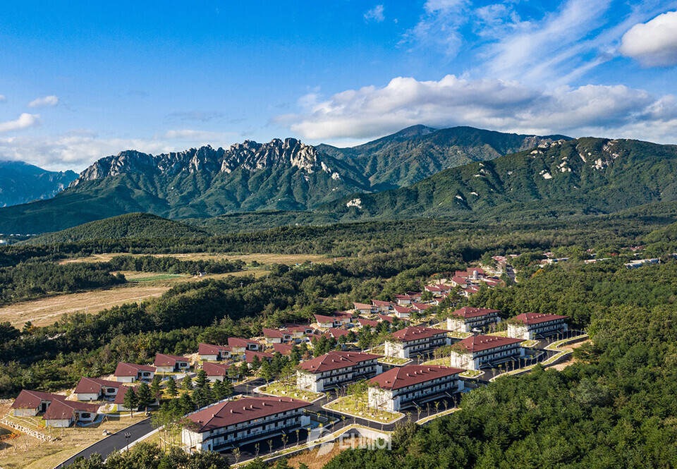 이랜드파크 켄싱턴리조트 설악밸리 전경 / 사진제공=이랜드파크