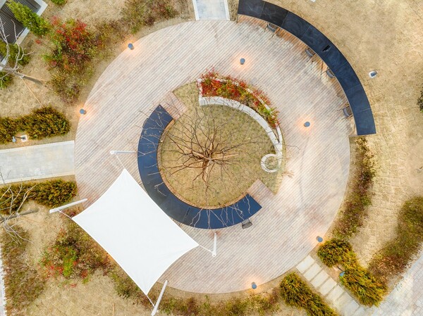 힐스테이트 용인 둔전역 에이치 아이 플랜터(H Eye Planter) 사진=현대건설