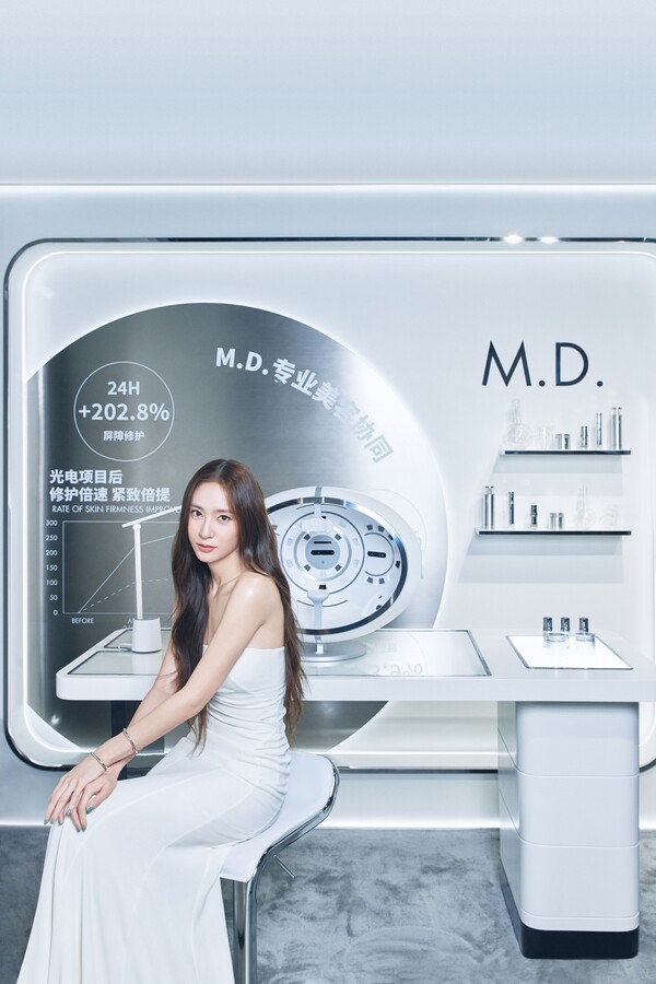 '에이피 뷰티(AP BEAUTY)'가 지난 13일 중국 상해에서 브랜드 대표 제품인 '듀얼 리페어 리프트 크림' 출시를 기념한 글로벌 미디어 행사를 진행했다고 15일 밝혔다. 