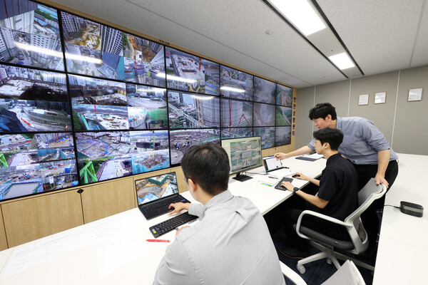 대우건설 을지로 본사에 마련된 안전상황센터 / 사진=대우건설