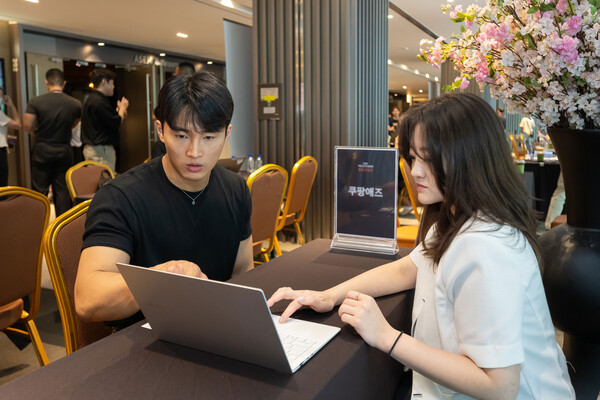 쿠팡 측은 쿠팡 마켓플레이스와 로켓그로스(판매자로켓)을 활용해 매출 성장을 가속화하는 청년 판매자들이 늘어나고 있다고 2일 밝혔다. 이미지는 착착아이웨어 손동휘 대표. 사진= 쿠팡