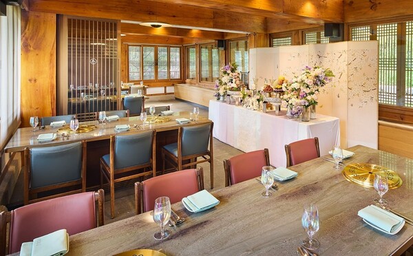  명월관 별채 현담룸 내부.