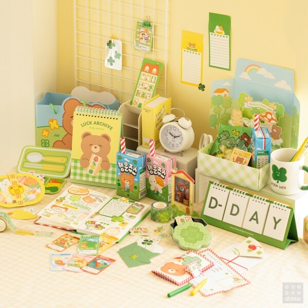 ㈜아성다이소가 ‘행운 가득 시리즈’를 출시했다고 6일 밝혔다. 사진= 다이소