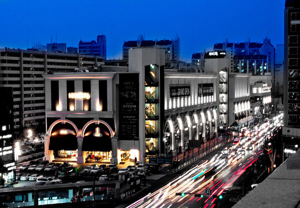 뉴코아아울렛 강남점 외관 / 사진=이랜드리테일