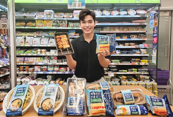 CU가 여름 휴가철을 맞아 휴게소 인기 메뉴를 간편식으로 재해석한 ‘고속도로 휴게소 간편식 시리즈’를 출시한다. 사진= BGF 리테일