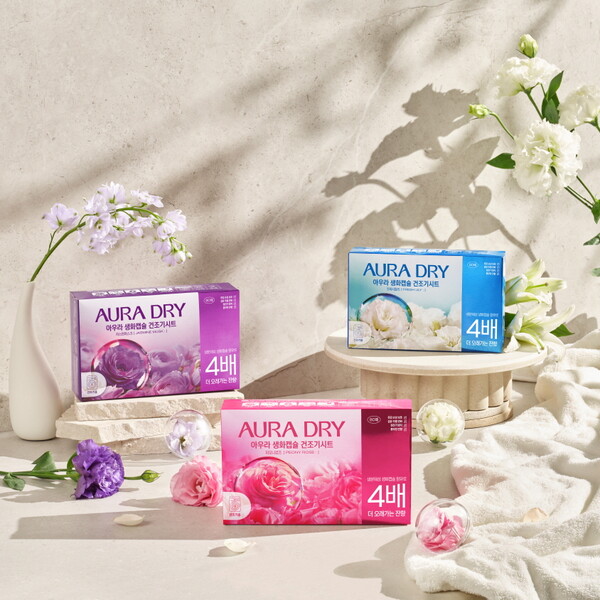 ‘아우라 생화캡슐 드라이시트’ / 사진=LG생활건강