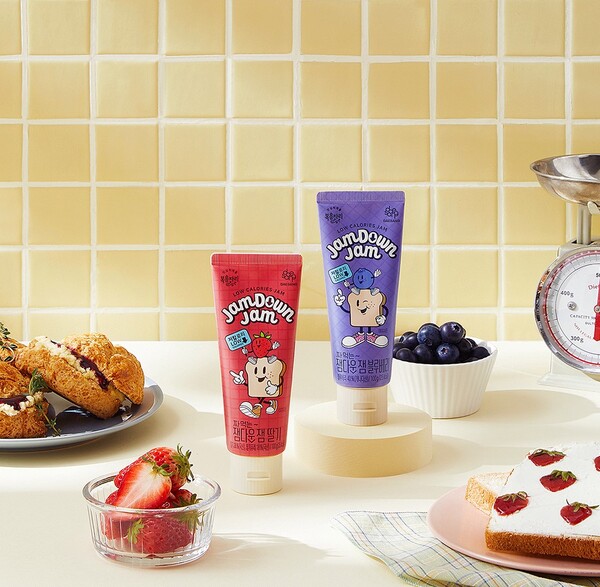 대상다이브스 복음자리가 당 함량과 칼로리 부담은 낮추고, 편의성까지 챙긴 ‘짜먹는 잼다운 잼’ 2종을 출시한다고 28일 밝혔다.