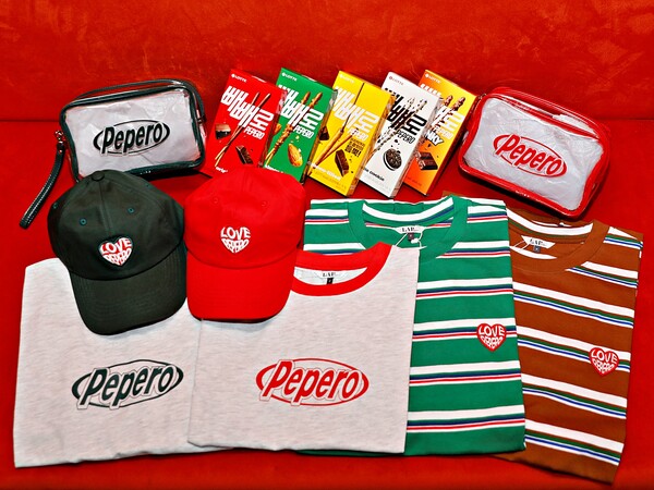 롯데웰푸드(옛 롯데제과)가 ‘빼빼로’와 여성 영캐주얼 브랜드 ‘랩(LAP)’의 컬래버레이션을 통해, 1020세대 젊은 여성을 타깃으로 한 협업 상품을 출시한다고 30일 밝혔다. 사진= 롯데웰푸드