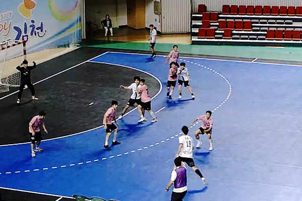 사진 2024 핸드볼코리아 전국중고등 선수권대회 남자고등부 준결 정석항공과학고와 창원고의 경기 모습, 사진 제공=대한핸드볼협회