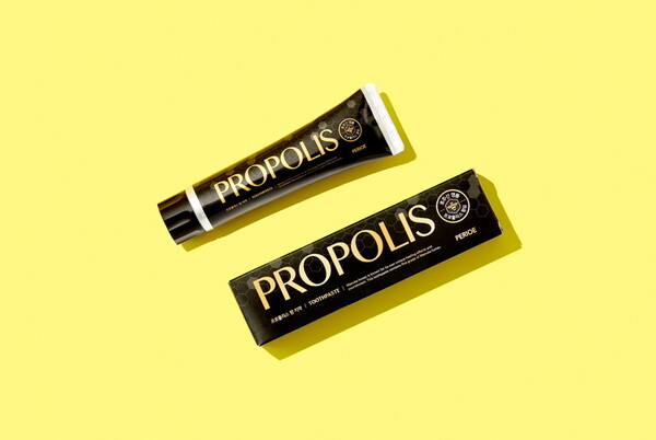 LG생활건강이 멸균팩 재활용지를 적극 활용해 치약, 화장품 포장재에 적용한다. 사진= LG생활건강