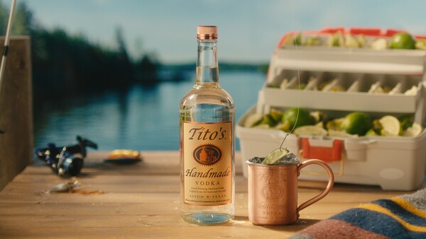 하이트진로가 미국 판매 1위 프리미엄 보드카 티토스(Tito’s)를 국내에 출시한다고 19일 밝혔다. 사진= 하이트진로