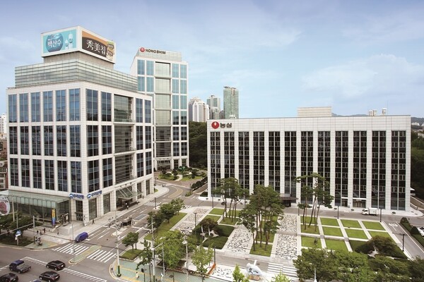 농심이 동반성장위원회가 발표한 ‘2023년 동반성장지수 평가’에서 6년 연속 최우수 등급을 받아 주목받고 있다.