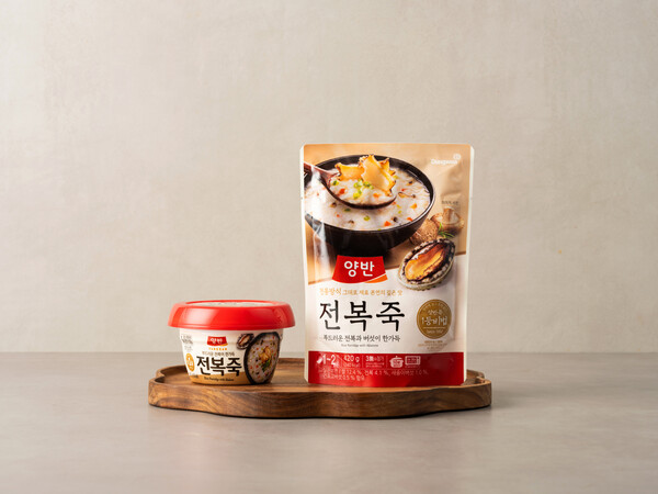 동원F&B는 대표 제품인 양반죽이 출시 33년 만에 누적 판매량 기준으로 10억개를 돌파했다고 17일 밝혔다. 사진= 동원F&B