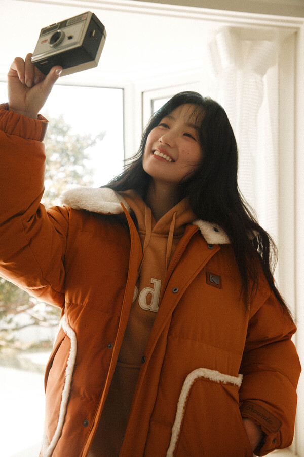 김혜윤, ‘코닥 브라우니 컬렉션’ 화보. 사진= 코닥어페럴
