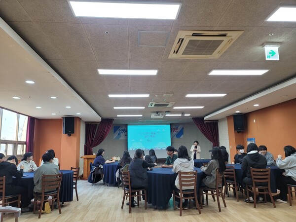 희망사다리교육재단 비전 키움 희망 캠프 진로설계 프로그램 진행 모습 / 사진 = 광주시교육청