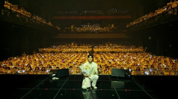  박지현은 지난 4월 7일 서울 명화라이브홀에서 단독 팬미팅 '엔돌핀 크루즈'를 개최했다. 사진= 밝은누리