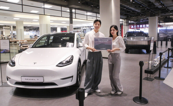 스타필드마켓 테슬라 팝업. 사진= 이마트