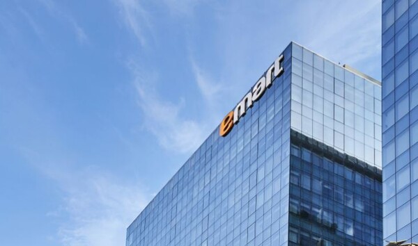 이마트가 온난화 등 기후변화 대응과 지구 기반 식생활 전환을 목표로 WWF(세계자연기금)과 협력해 지속 가능한 식문화를 위한 ‘K-퓨처푸드(K-Future Foods) 52’ 보고서를 발간했다. 사진= 이마트