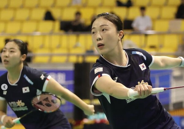 삼성생명 배드민턴단의 김혜정 선수와 전북은행의 공희용 선수가 한 조를 이루어 출전한 2024코리아마스터즈 배드민턴선수권대회 여자복식 결승전에서 중국팀을 꺽고 우승했다. 사진= 삼성생명 스포츠단 공식 SNS 갈무리