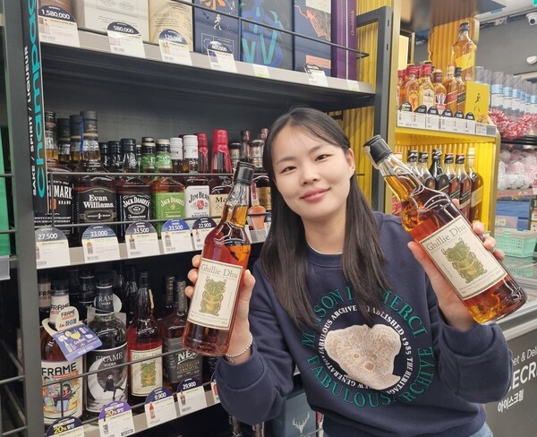 2030 젊은층을 중심으로 불기 시작한 ‘위스키 열풍’이 더욱 거세지면서 편의점 주류 판매율을 바꿔놓고 있다. 사진= BGF리테일