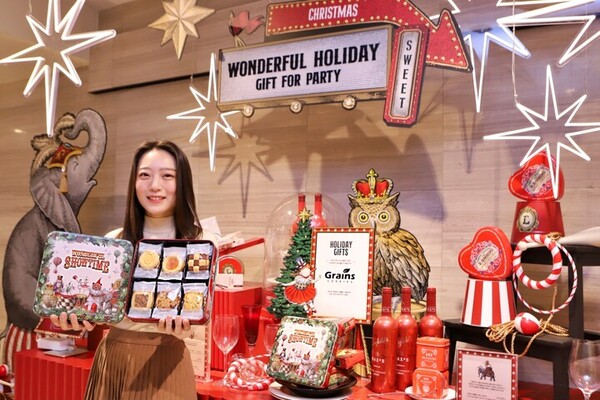 롯데백화점은 올해 겨울 역대 최대 규모로 '크리스마스 마켓'을 운영한다.  사진= 롯데백화점.