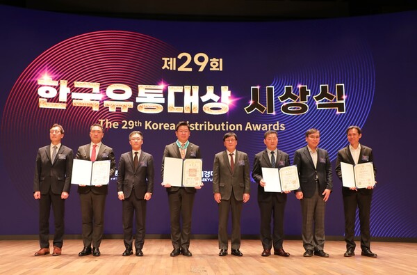 BGF리테일 민승배 대표, 동탑산업훈장 수상. 사진= BGF리테일