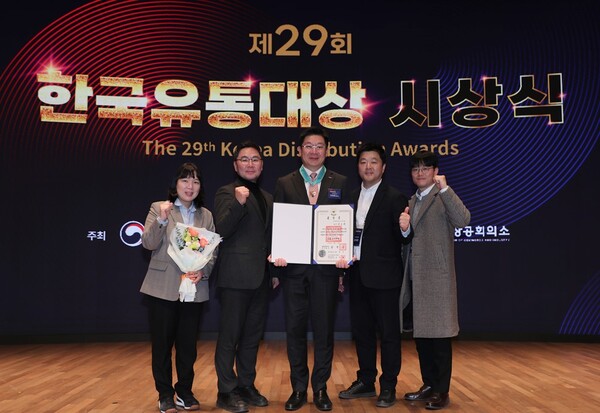 BGF리테일 민승배 대표, 동탑산업훈장 수상. 사진= BGF리테일