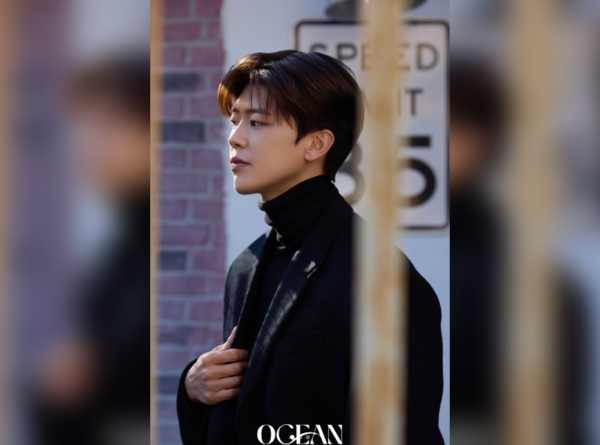 영트롯 박지현이 첫 미니 앨범 ‘오션’(OCEAN)의 컨셉 포토에서 훈훈한 매력을 발산, 앨범에 대한 기대감을 고조시켰다. 사진= 박지현 공식 SNS