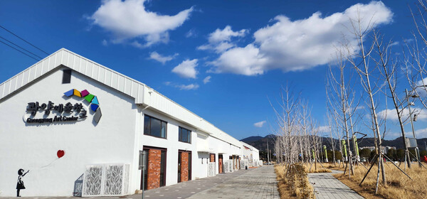 시민과 관광객의 문화 쉼터로 각광받고 있는 광양 / 사진 = 광양시