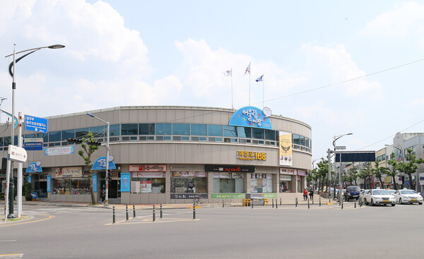 중앙어울림 시장 전경 / 사진=충주시