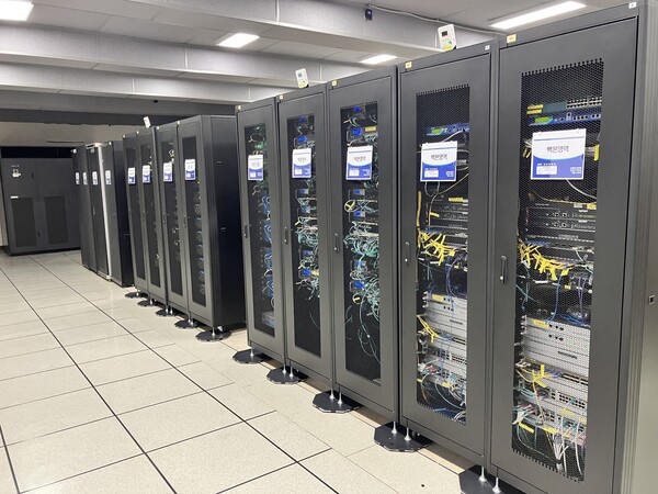 광주교육연구정보원 주전산실 / 사진 = 광주광역시교육청