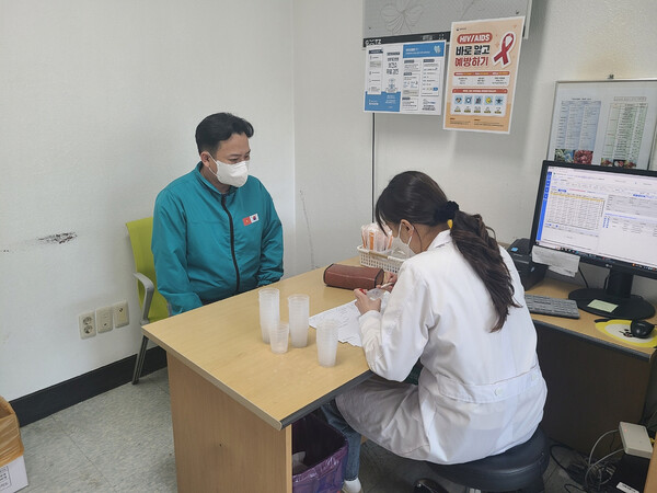 진도군 보건소, 외국인 계절근로자 마약 검사 첫 시행 / 사진 = 진도군