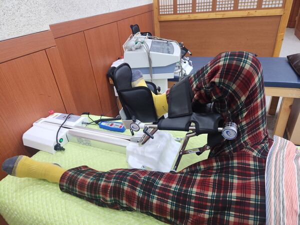 진도군, ‘무릎 인공관절과 안(眼)질환 수술비 지원’ 호평 / 사진 = 진도군