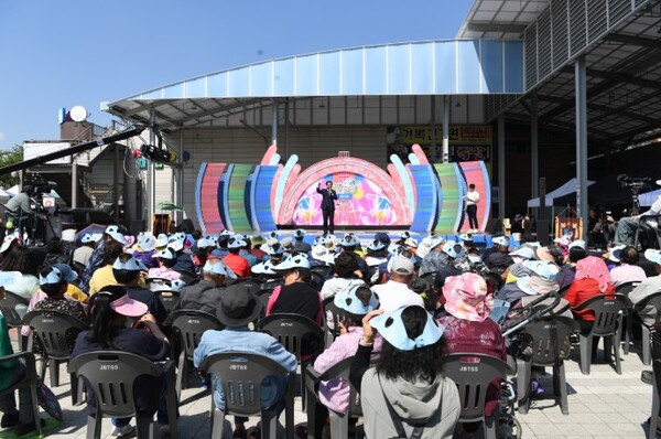 2024년9월 '와글와글 시장가요제' / 사진 = 완주군