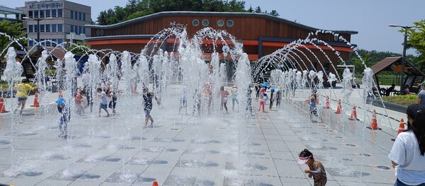 고천암 바닥분수 개장 / 사진 = 해남군