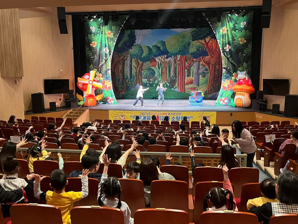 진도군, 어린이 대상 흡연·음주 예방 뮤지컬 공연 / 사진 = 진도군